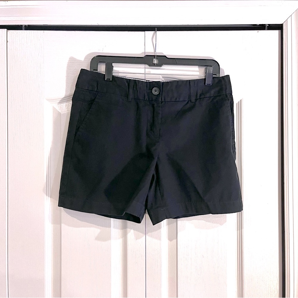 Ann Taylor LOFT Black shorts size 4